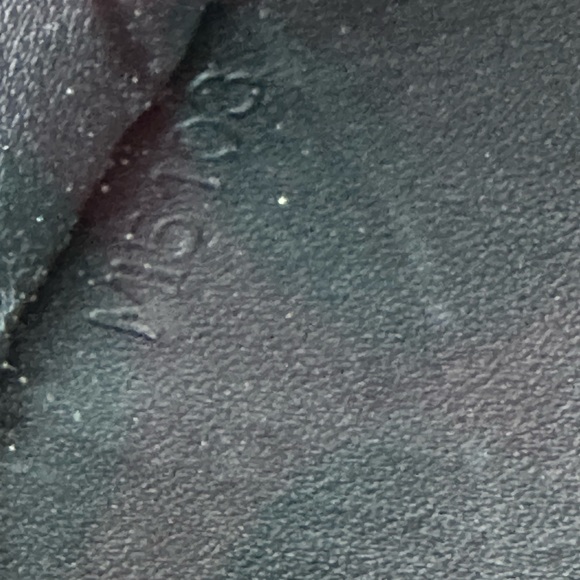 Gorgeous Vernis Louis Vuitton zippy - Picture 6 of 7